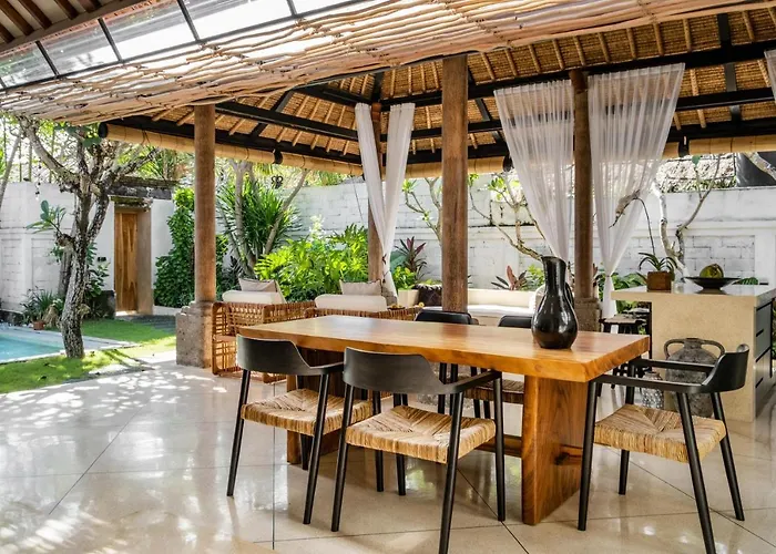 Rumah Ananda Bali - Balinese Umalas * Canggu