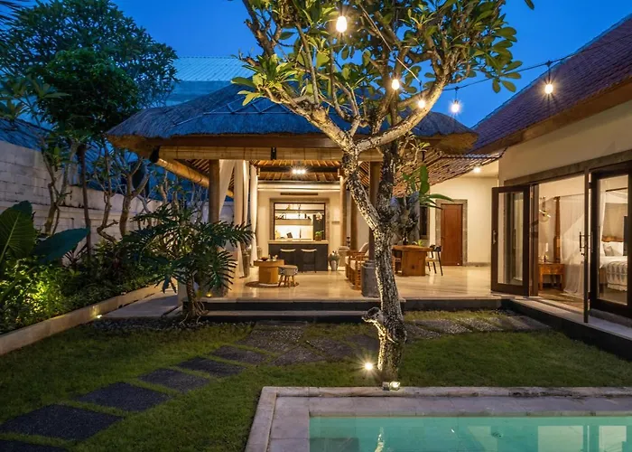 Rumah Ananda Bali - Balinese Umalas * Canggu